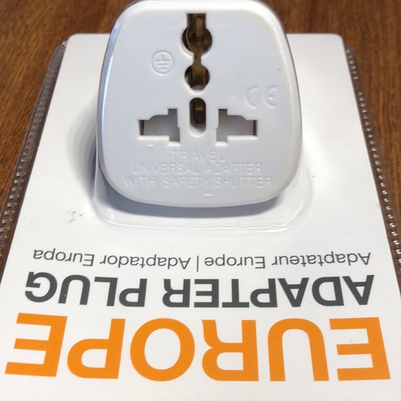 Europe Adapter Plug 🔌 🏷 🧭 NIB - Picture 2 of 3